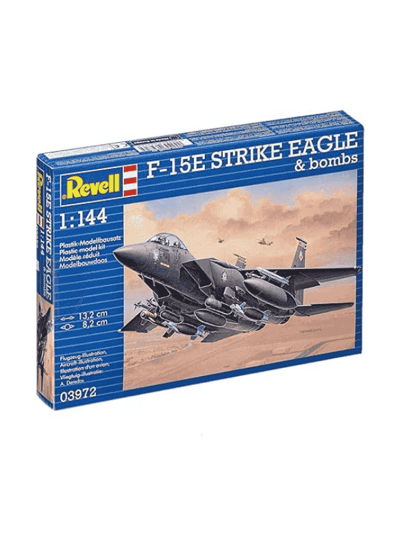 מטוס קרב f15 ופצצה (ravell)