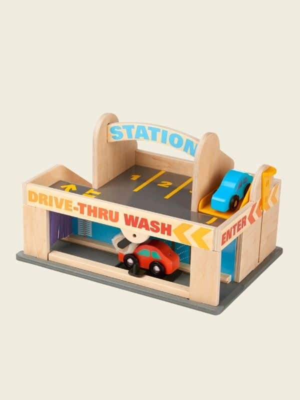 מוסך ותחנת שירות - מליסה ודאג